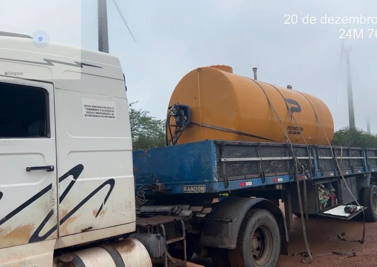 VENDE-SE TANQUE DE COMBUSTÍVEL - 10.000 LITROS - Foto 2