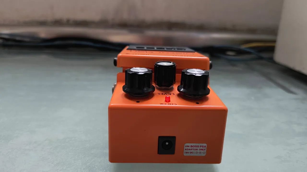 Pedal Boss distortion Ds1 - Foto 3