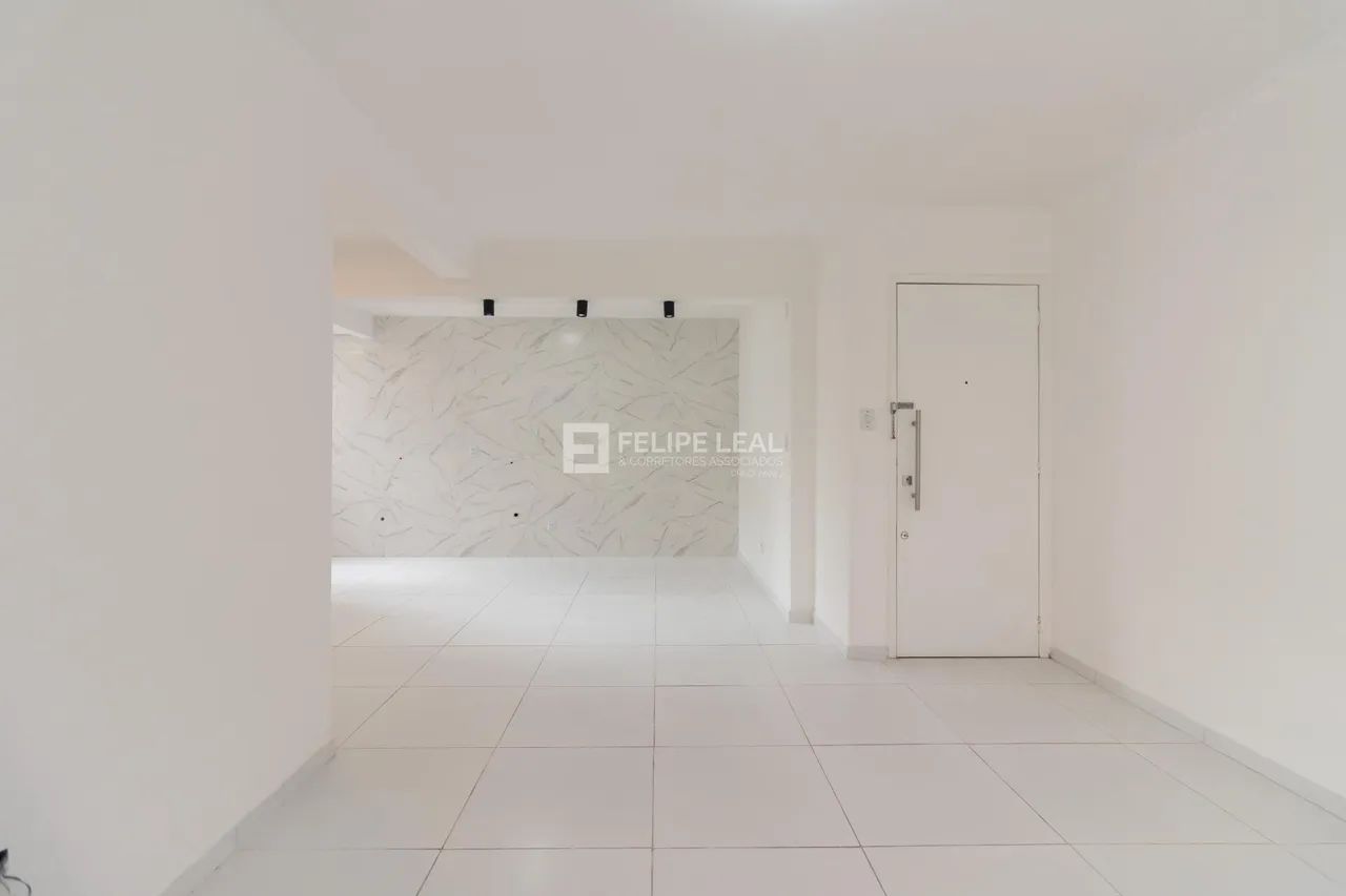 Apartamento em Campinas - São José, SC