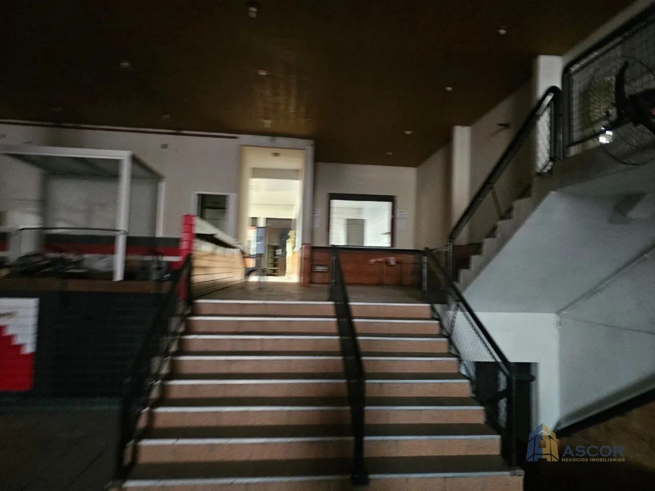 GALPÃO COMERCIAL PARA LOCAÇÃO EM CAPOEIRAS - FLORIANÓPOLIS - Foto 4