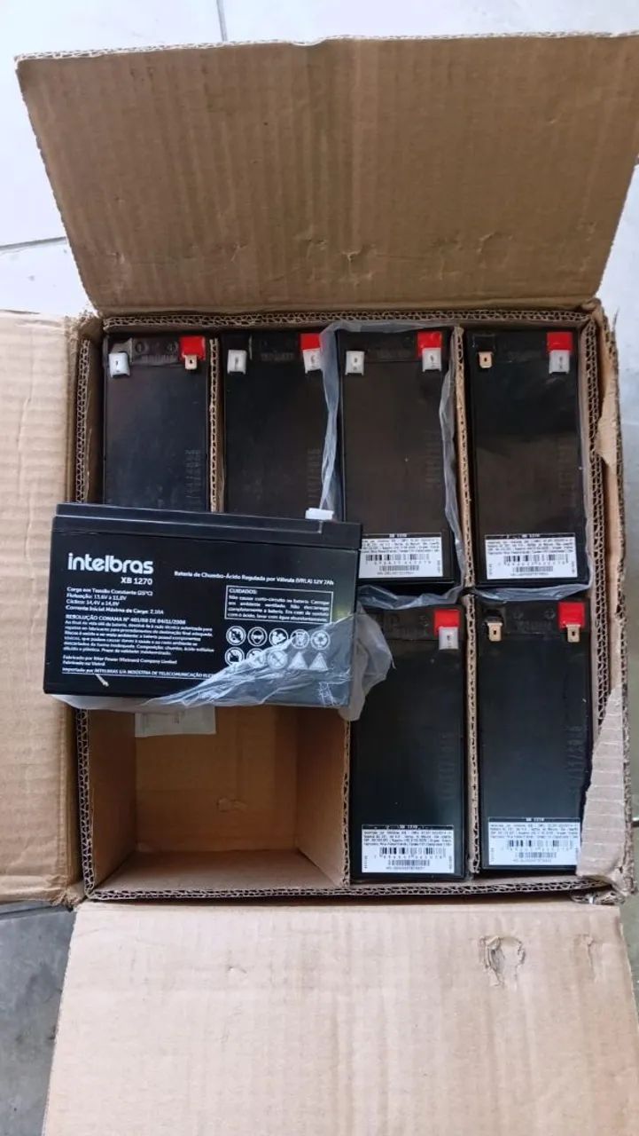 Bateria Nobreak Caixa com 8 Intelbras 
