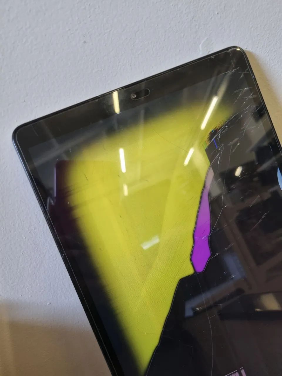 Tablet Samsung Galaxy T510 com Tela Quebrada para Retirada de Peças - Foto 2