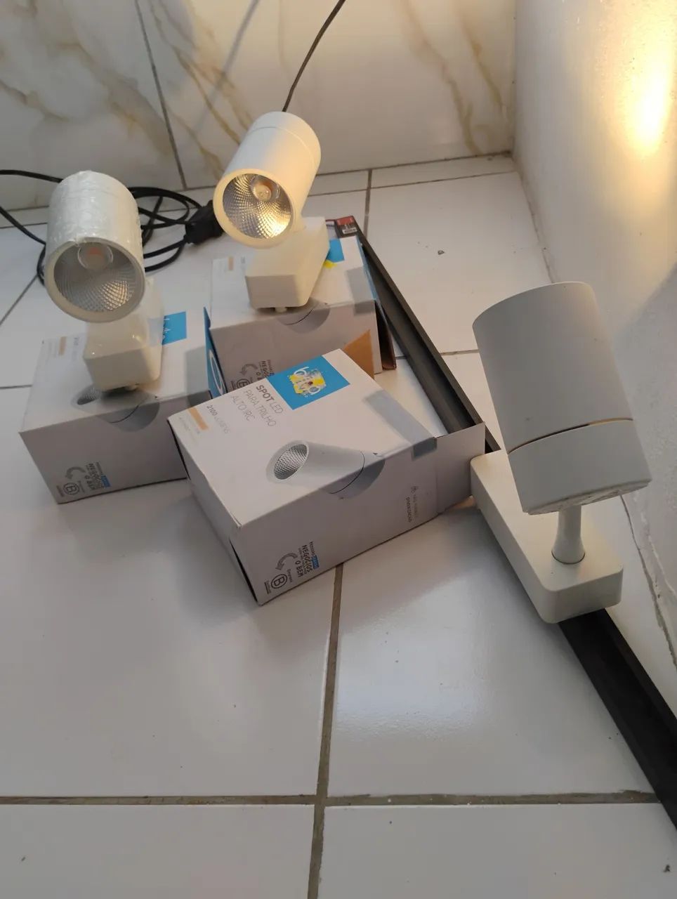 3 Luminárias de Led - Foto 4