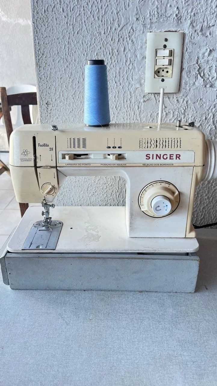 Máquina de costura SINGER zigzag