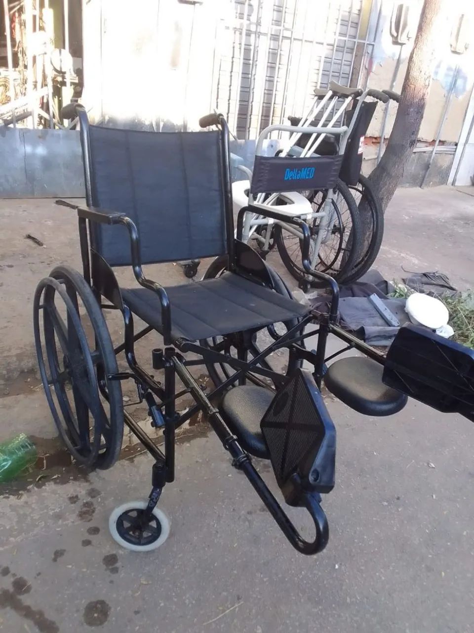 Cadeira de rodas - aluguel e venda  - Foto 3