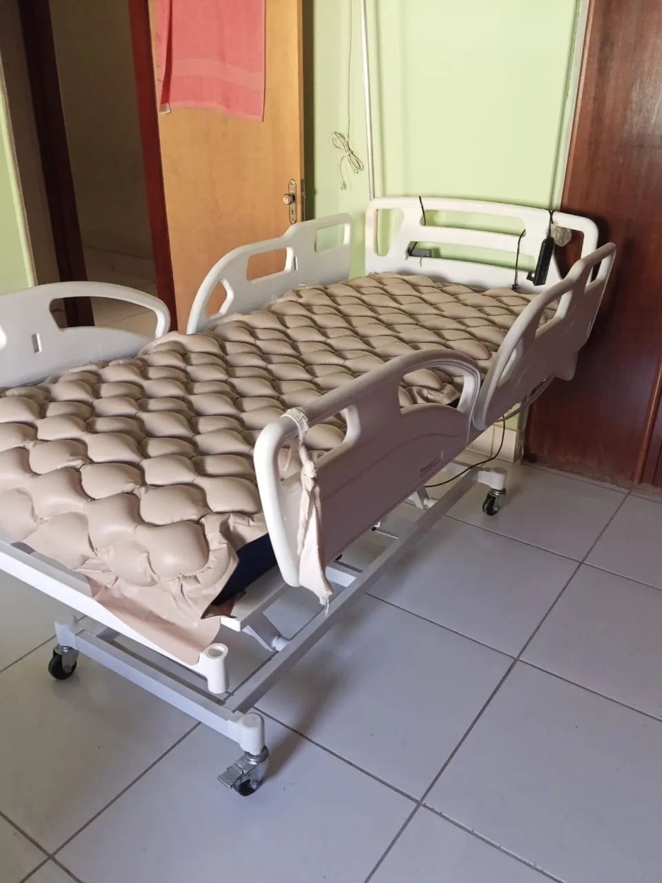 Cama hospitalar eletrica  - Foto 3