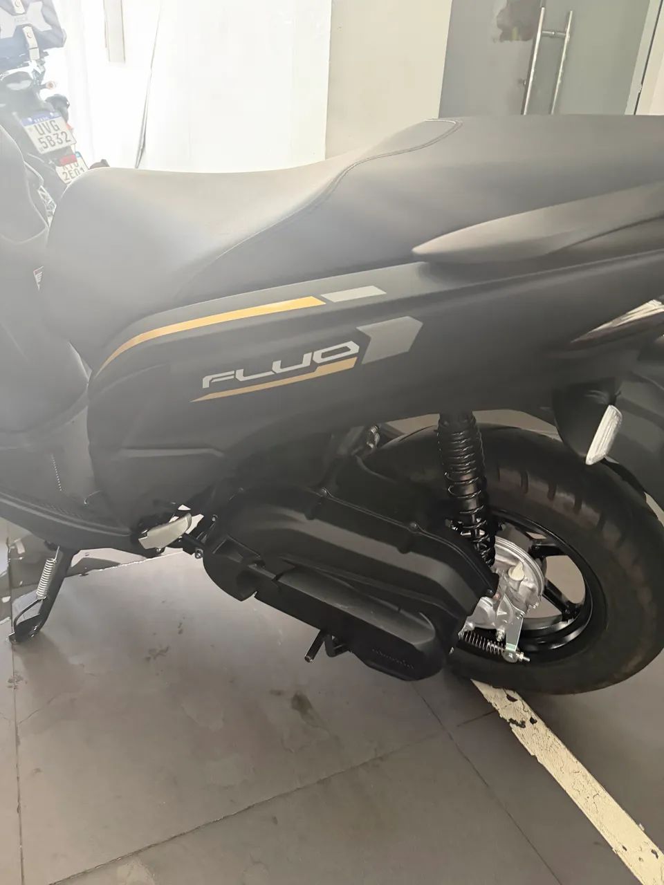 YAMAHA FLUO 2027 - Foto 4