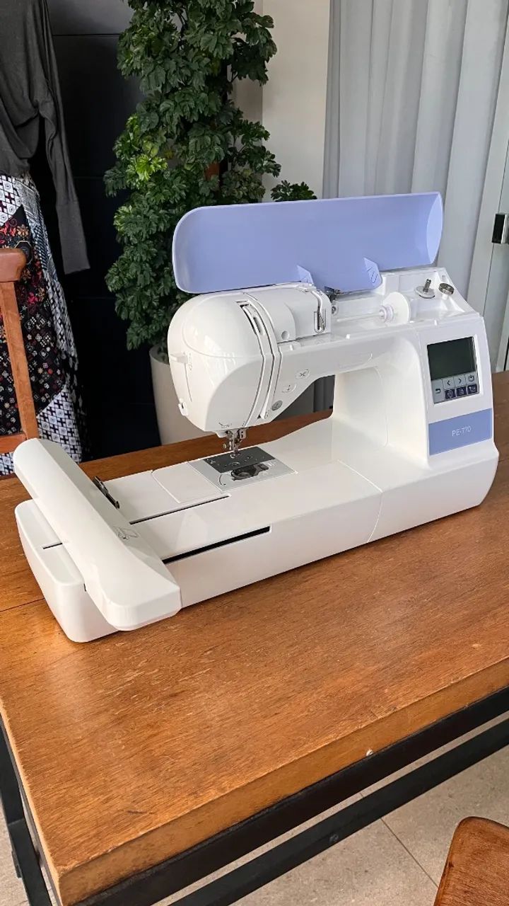 Vendo Máquina de Bordar Brother PE-770 - Foto 5