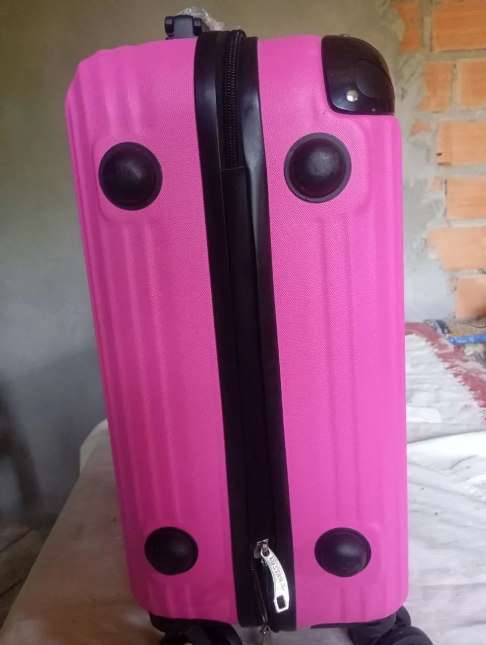 Mala usada uma vez ela e pequena - Foto 2
