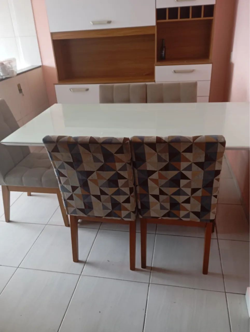 Mesa com cadeiras 