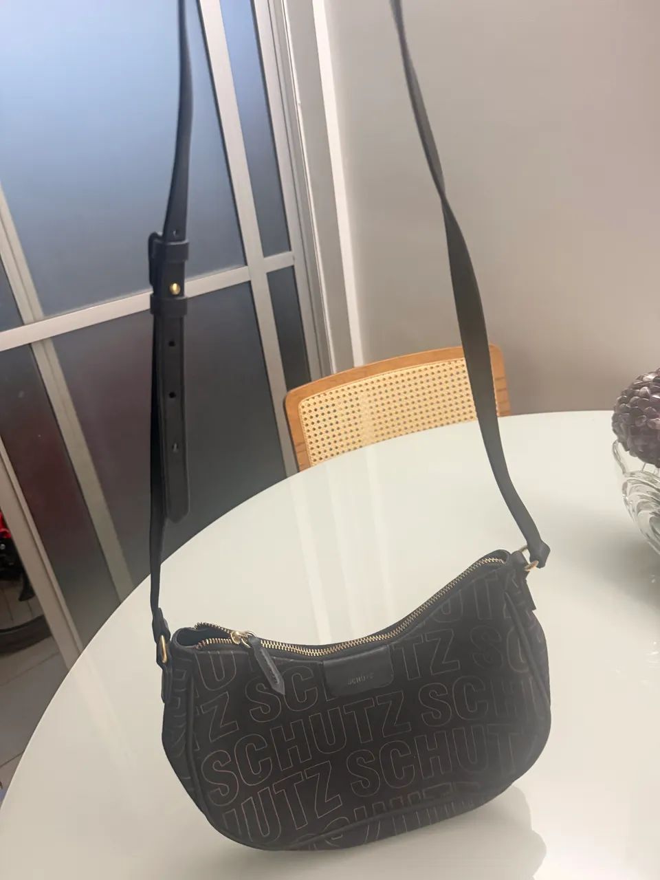 Bolsa Schutz transversa  - Foto 3