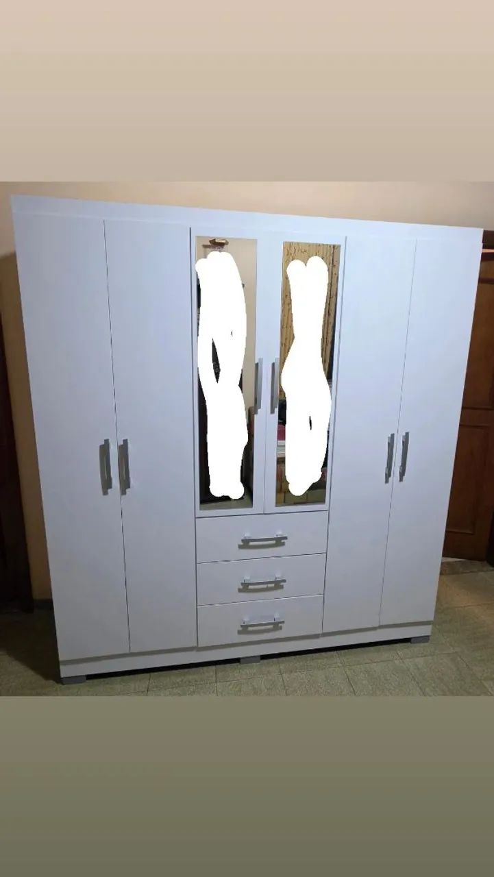 Guarda roupa branco