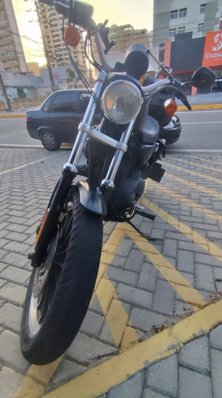 Harley-Davidson Sportster 883