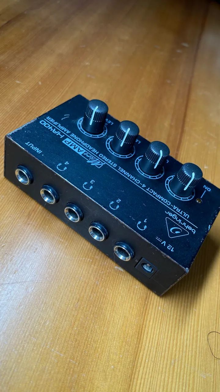 AMPLIFICADOR DE FONE BEHRINGER - Foto 2