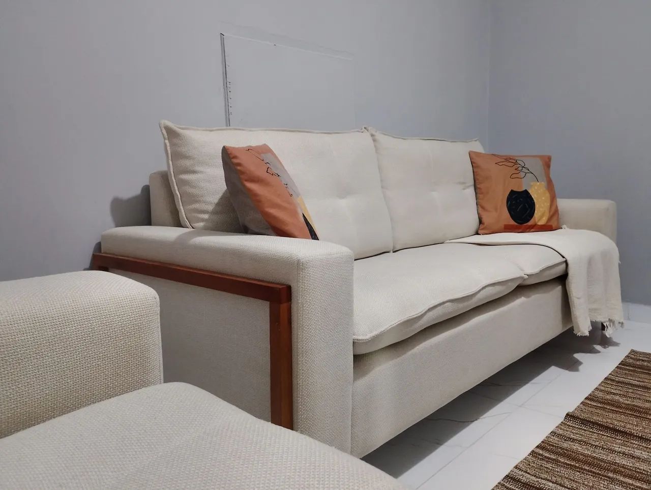 Conjunto de Sofás em Linho Nobre (2 e 3 Lugares) - Foto 2