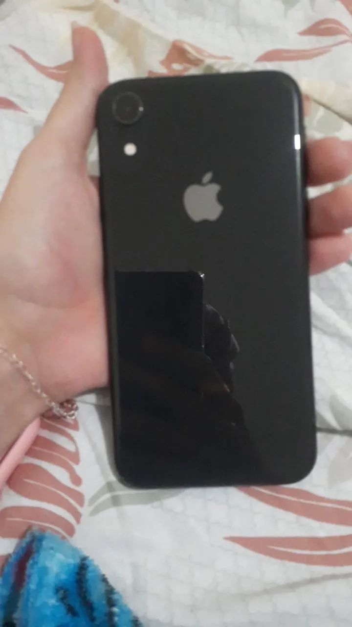 iphone XR 128gb - Foto 2