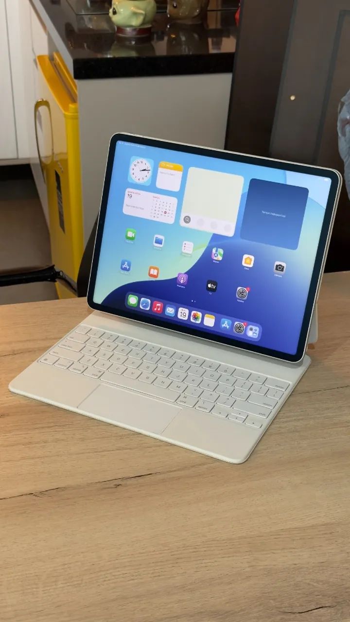 Teclado Magic Keyboard iPad Pro 12.9 Pol. - Loja física! Com 90