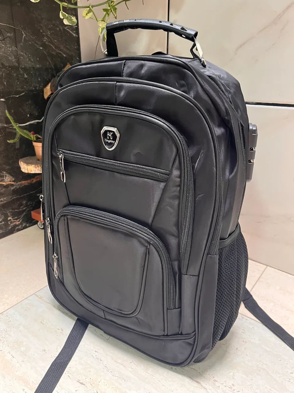 Mochila impermeável antifurto  - Foto 3