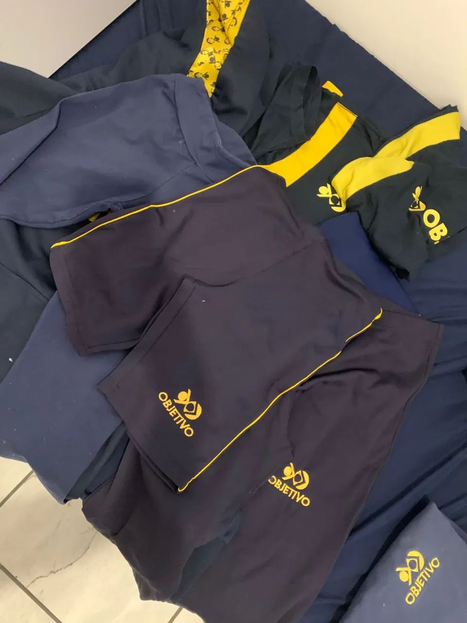 Uniforme objetivo - Foto 2