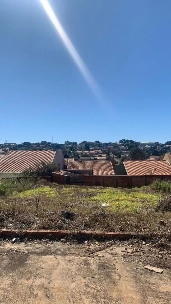 Vendo terreno em região central de Ibiporã 