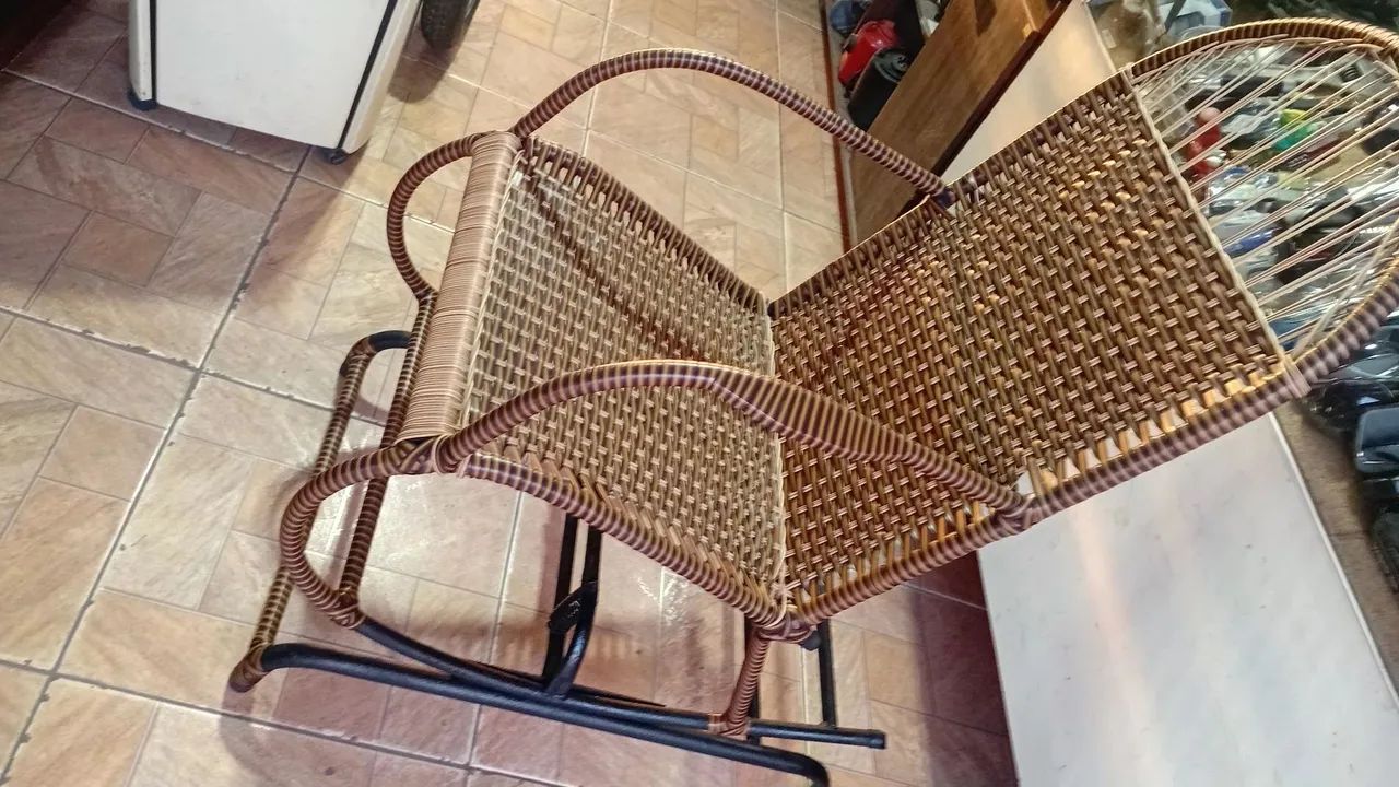 Cadeira balanço nova  - Foto 2