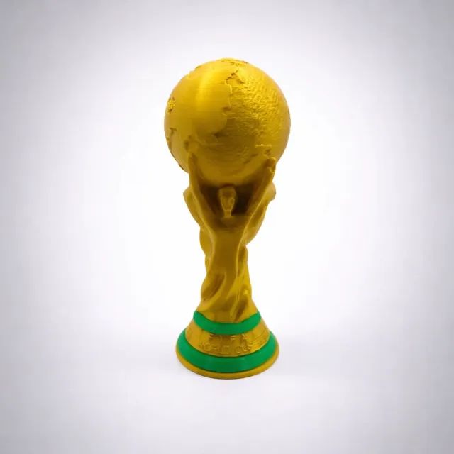 Taça da Copa Decorativa em Plástico 10cm - Troféu Futebol Colecionável