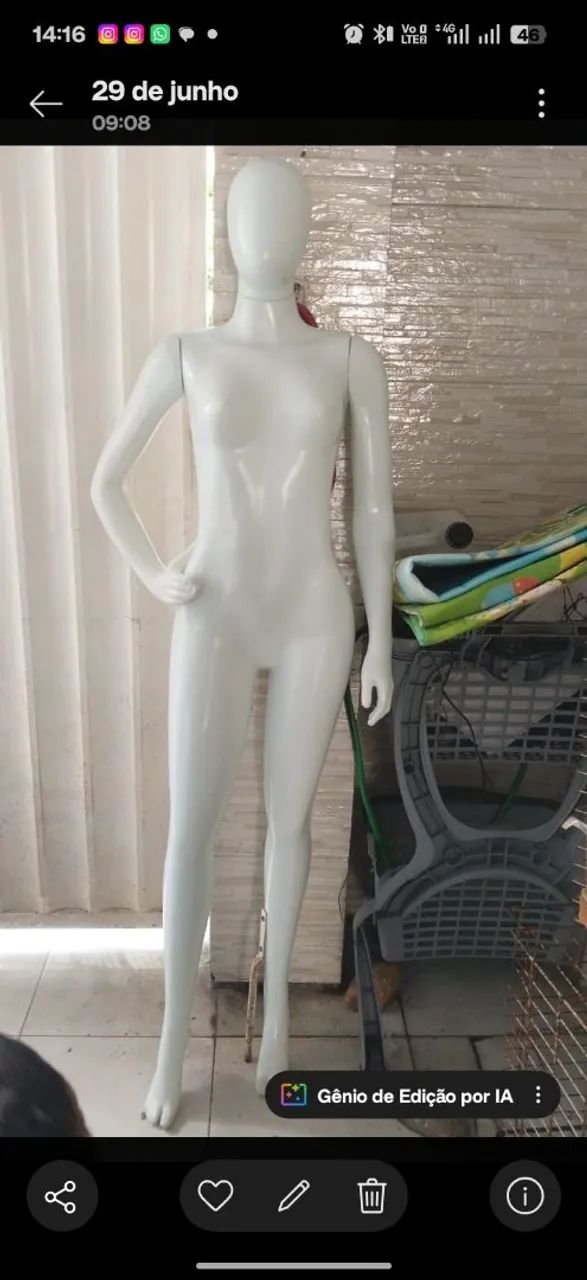 Manequim cabeça de ovo