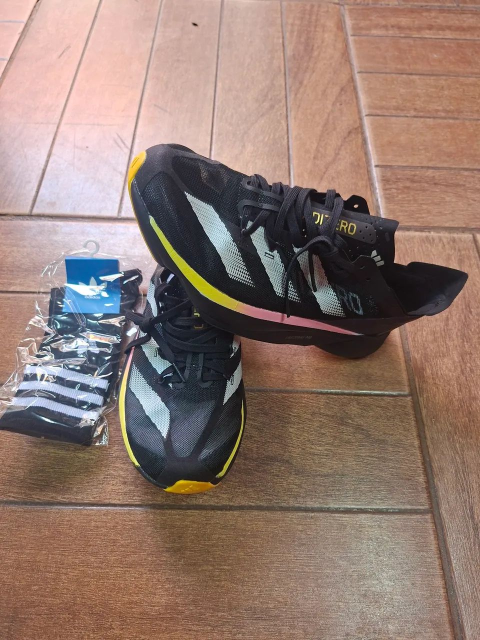 Tênis Adidas Adzero 3 . Número 41 - Foto 3