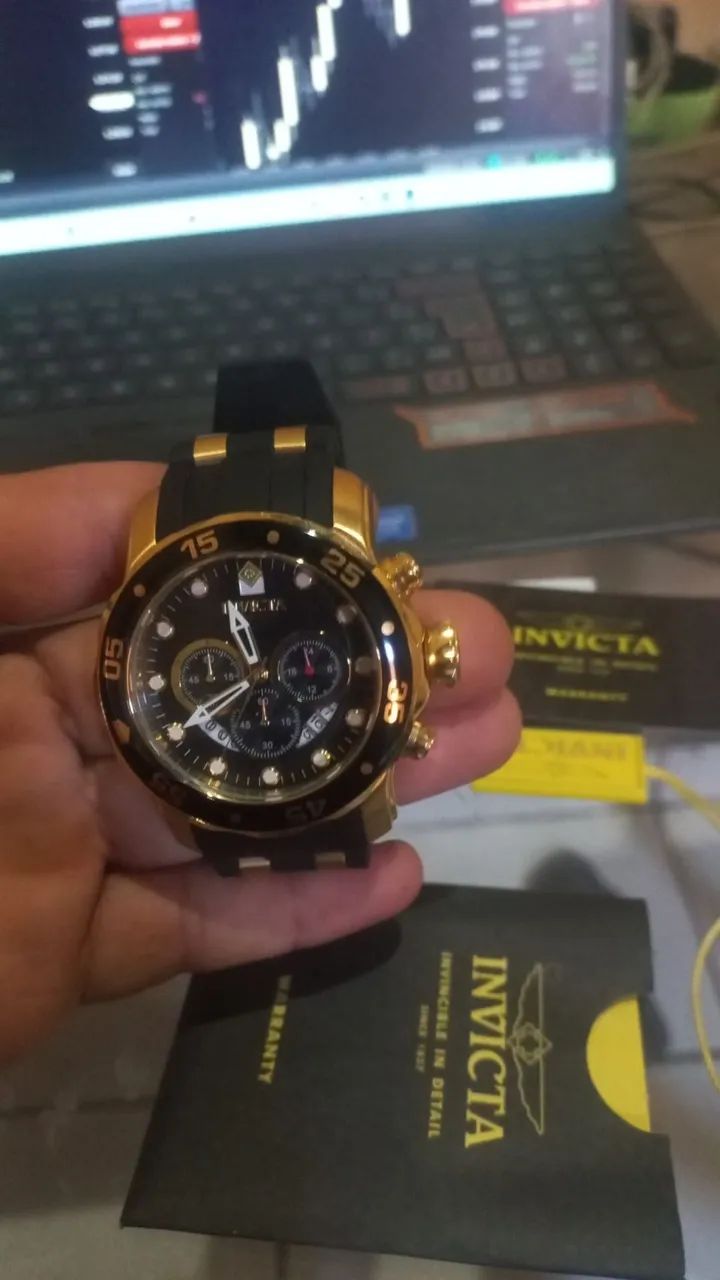 Relógio invicta novo 
