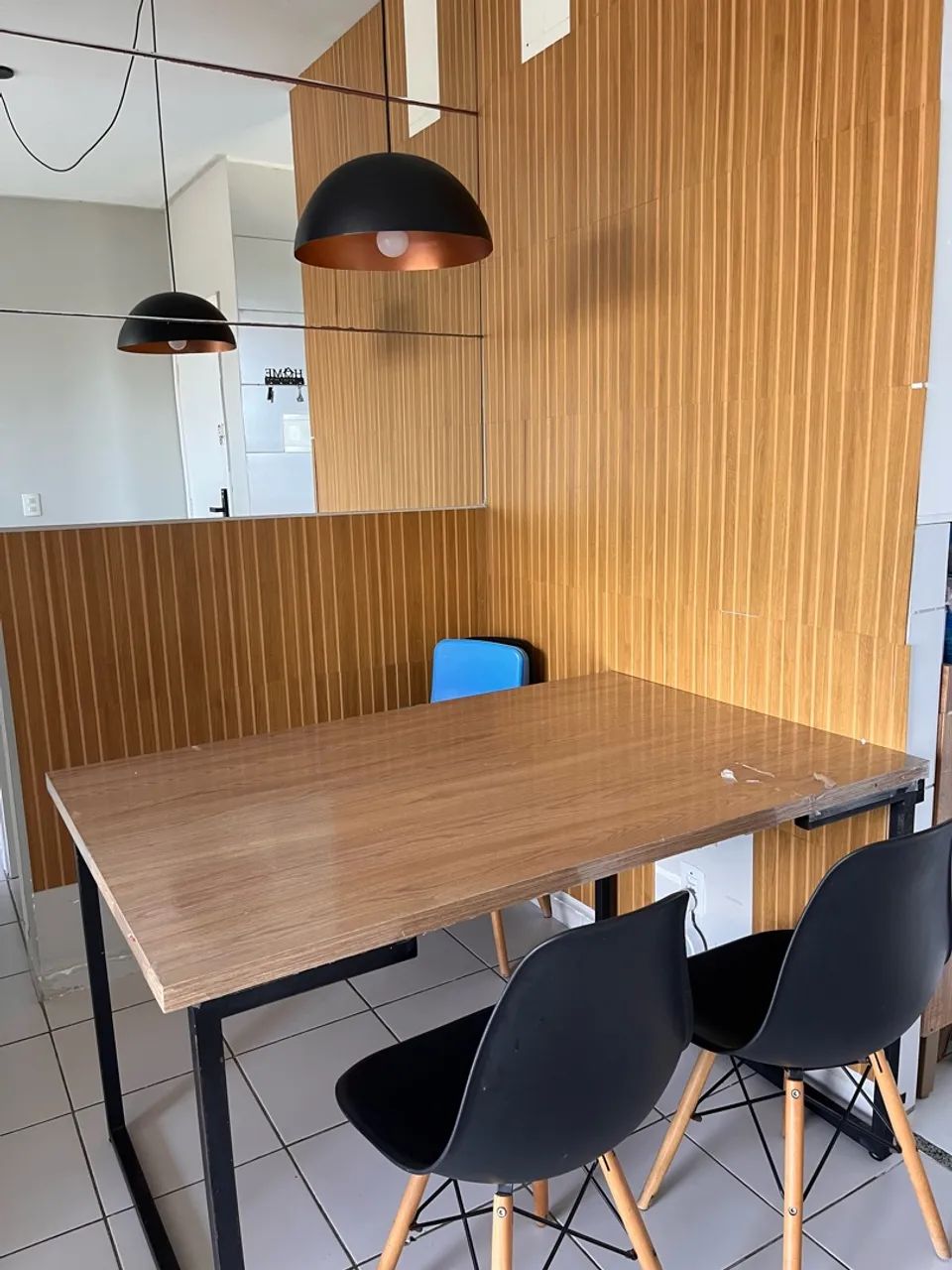 Mesa tampo 100% mdf com 4 cadeiras 