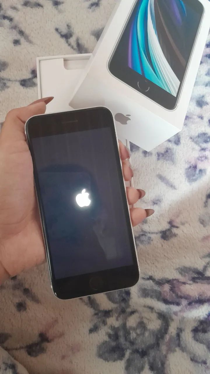 IPHONE SE2020 COMPLETO NA COR BRACA - Foto 2