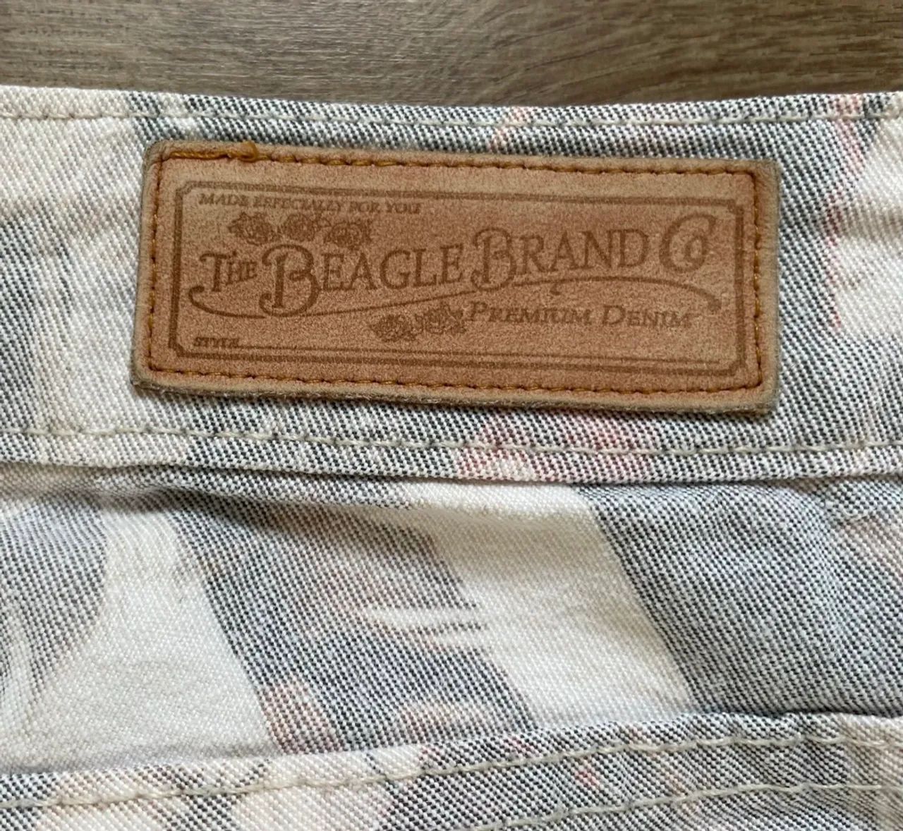 Calça Jeans Feminina tam 40 Estampada Beagle - Foto 5