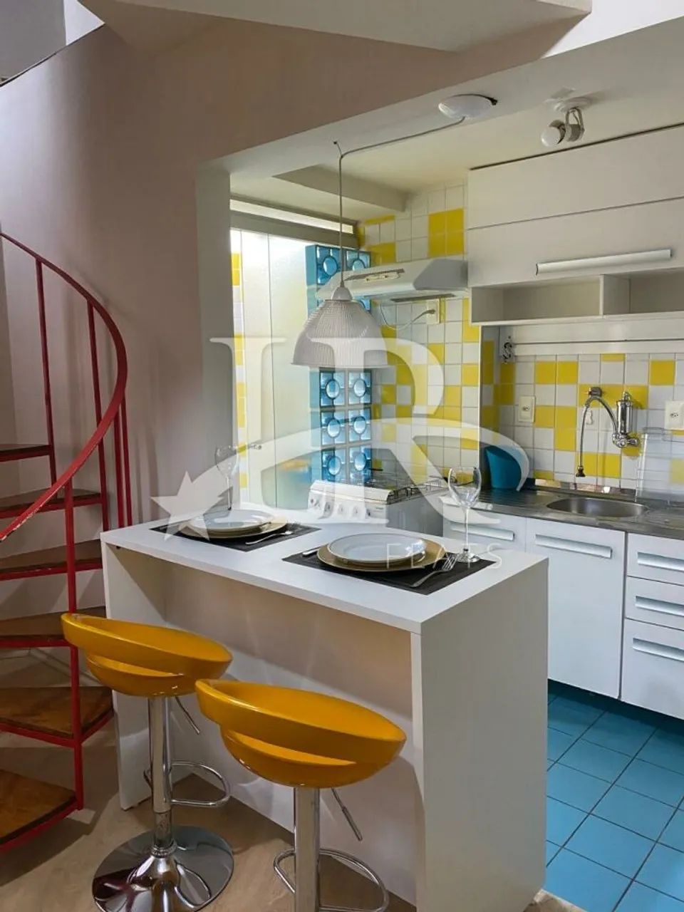 LR Flats Apartamento e Studio - Duplex mobiliado para alugar na Vila Nova Conceição.