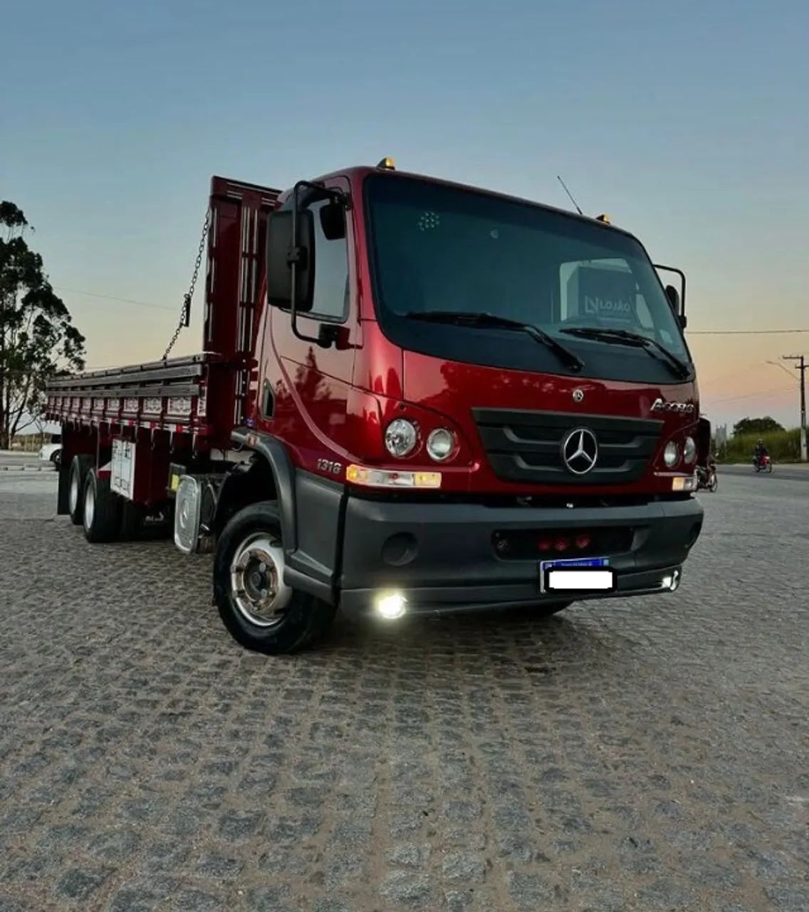 mb accelo 1316 6x2 2014 