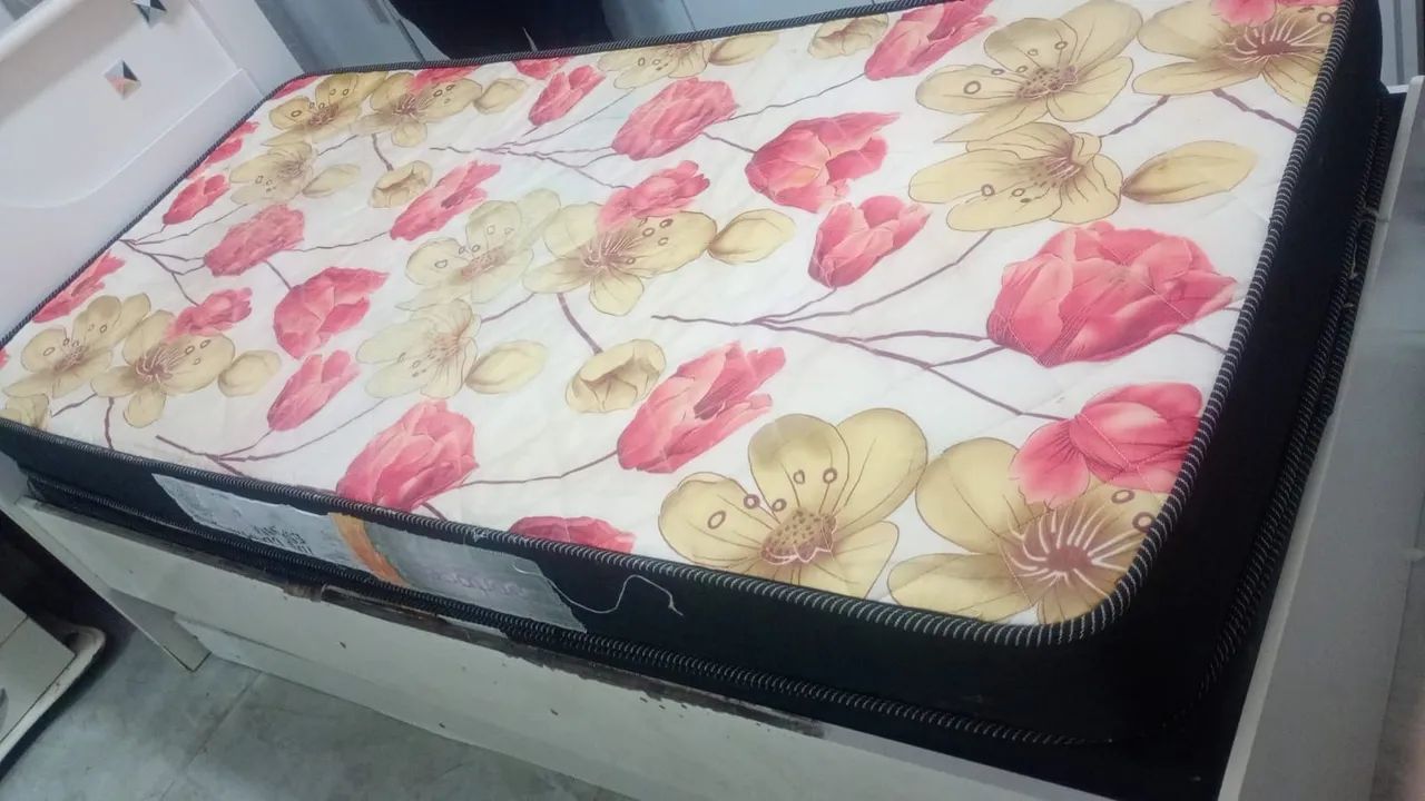 Cama dupla com auxiliar branca semi nova - Foto 2