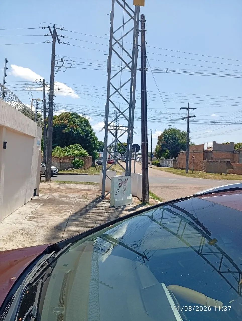 Casa de esquina com piscina, no centro a 300 metros da Praça das Águas  - Foto 4
