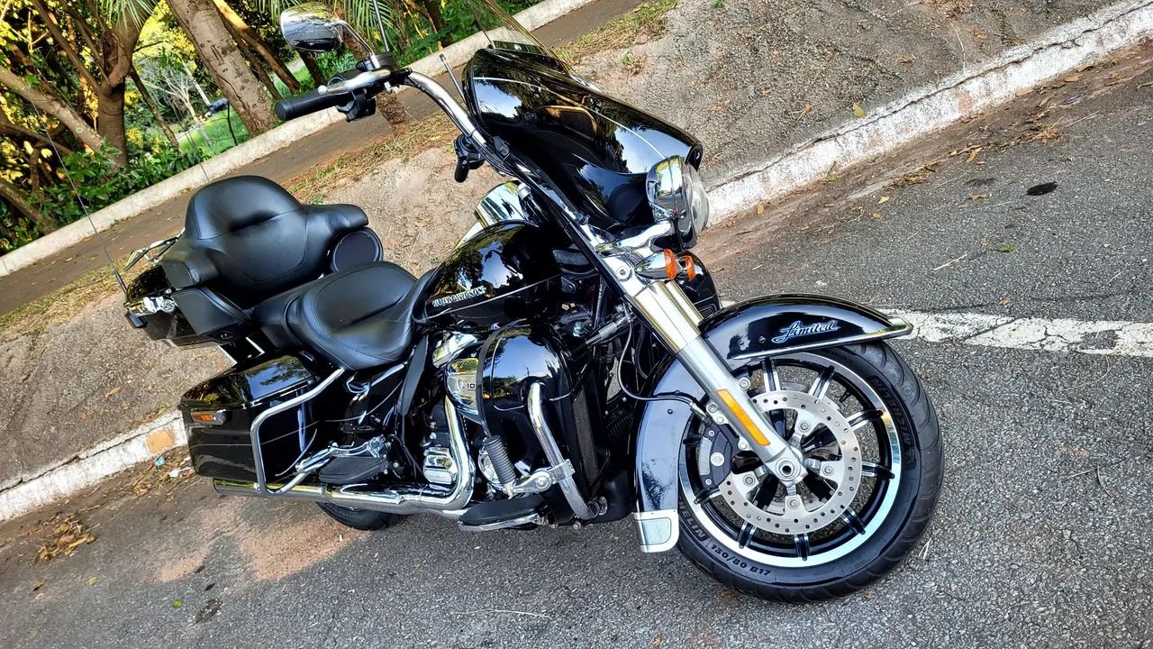 Electra Glide Ultra Limited 2017  - Foto 3