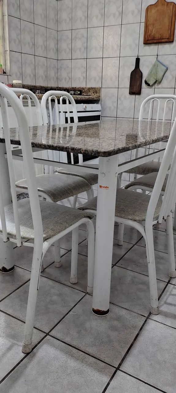 Mesa e 6 cadeiras com tampo em granito  - Foto 5