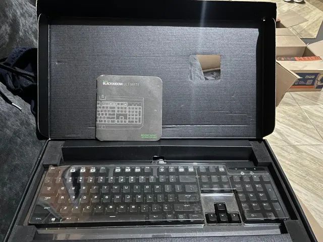 TECLADO MECÂNICO RAZER BLACKWIDOW ULTIMATE 2016 EDITION! - Foto 3