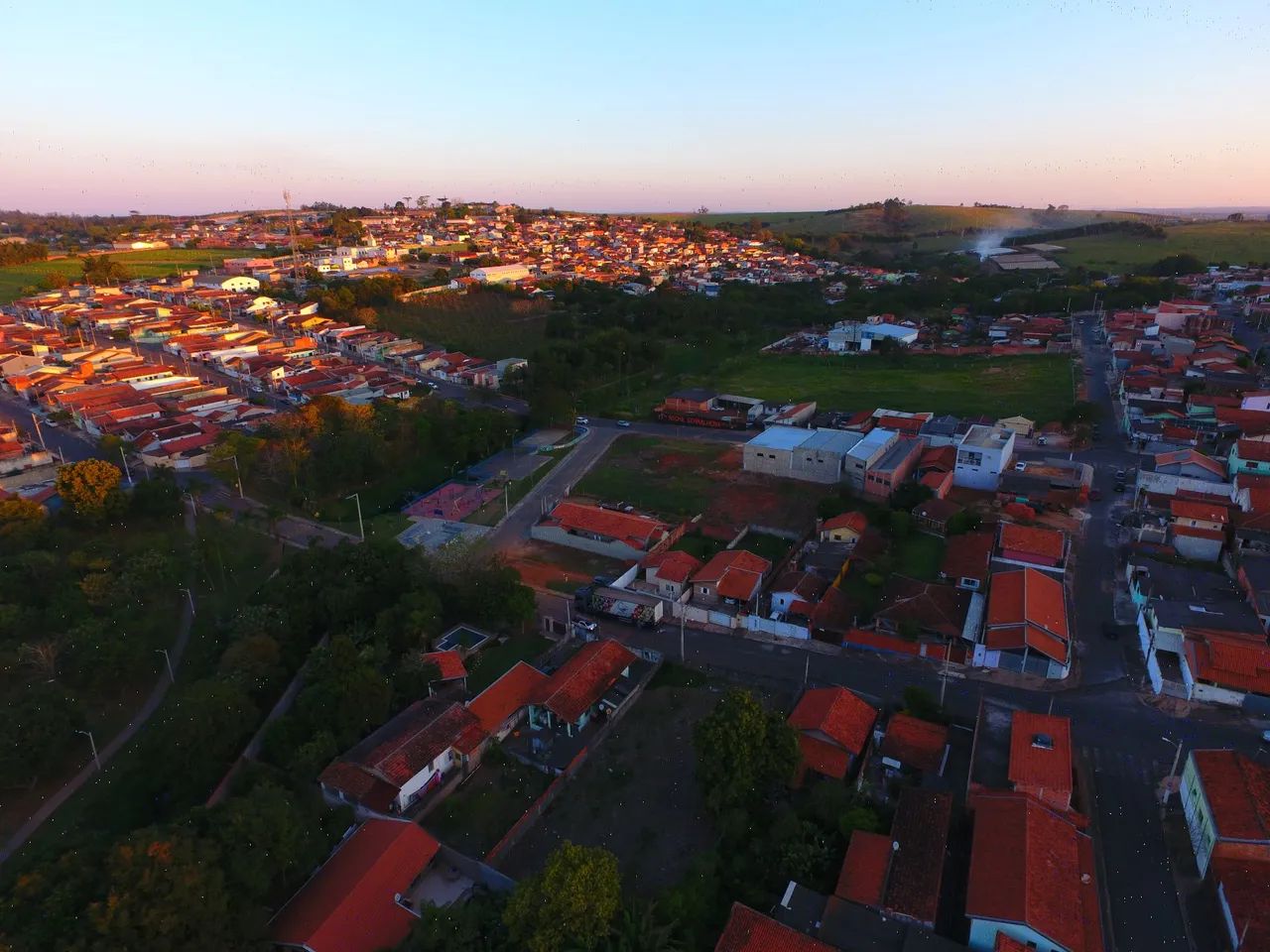 Drone dji Phantom 4 (Leia o anuncio) - Foto 3