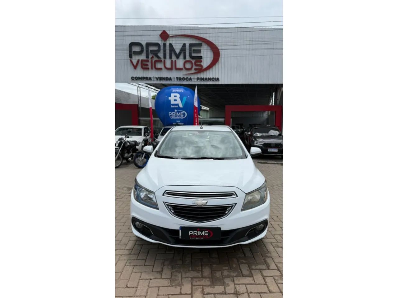 Chevrolet Onix Hatch LTZ 1.4 8V Flex Aut. 4P 2014 - Foto 3
