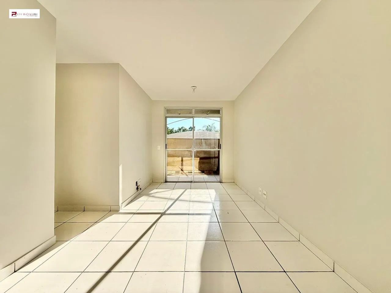 APARTAMENTO COM ÁREA PRIVATIVA BAIRRO CANDELÁRIA - Foto 2