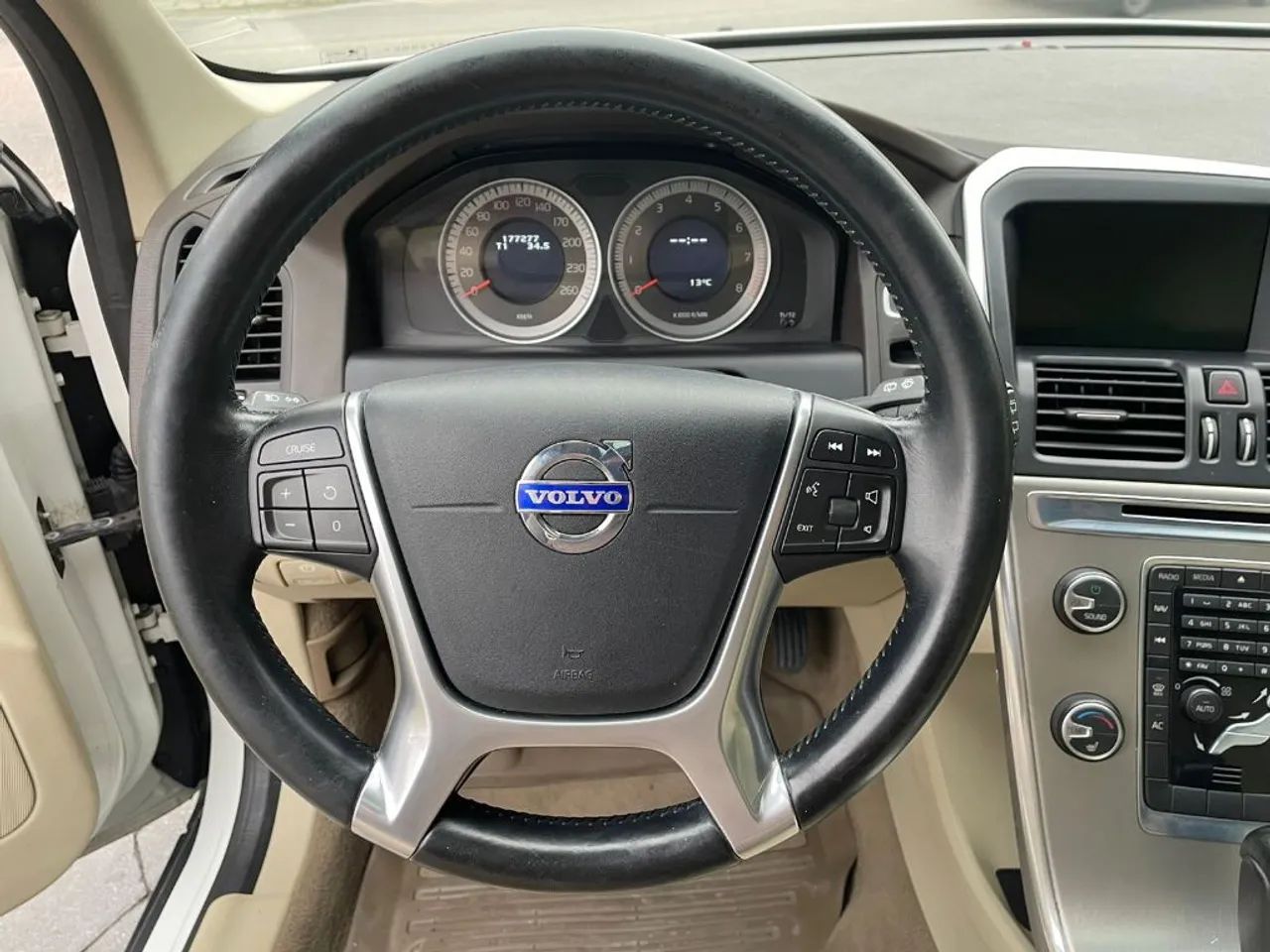 Volvo XC 60 3.0 AWD 5P 2012 - Foto 5