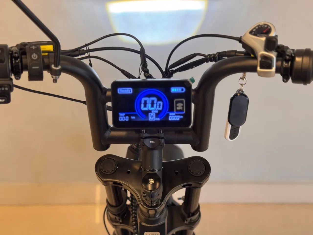 V40 PRO - BICICLETA ELÉTRICA  - Foto 4