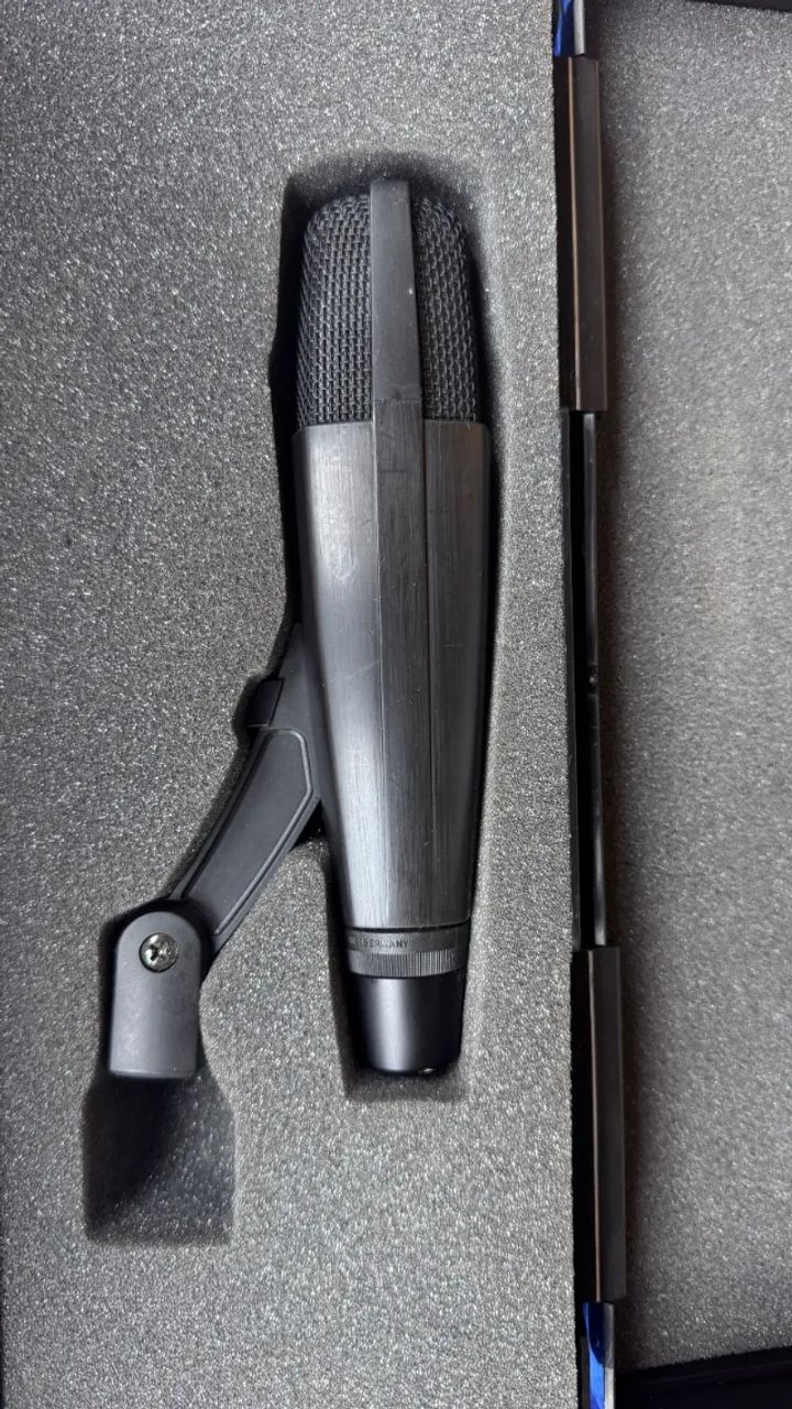 Microfone dinâmico Sennheiser MD-421II