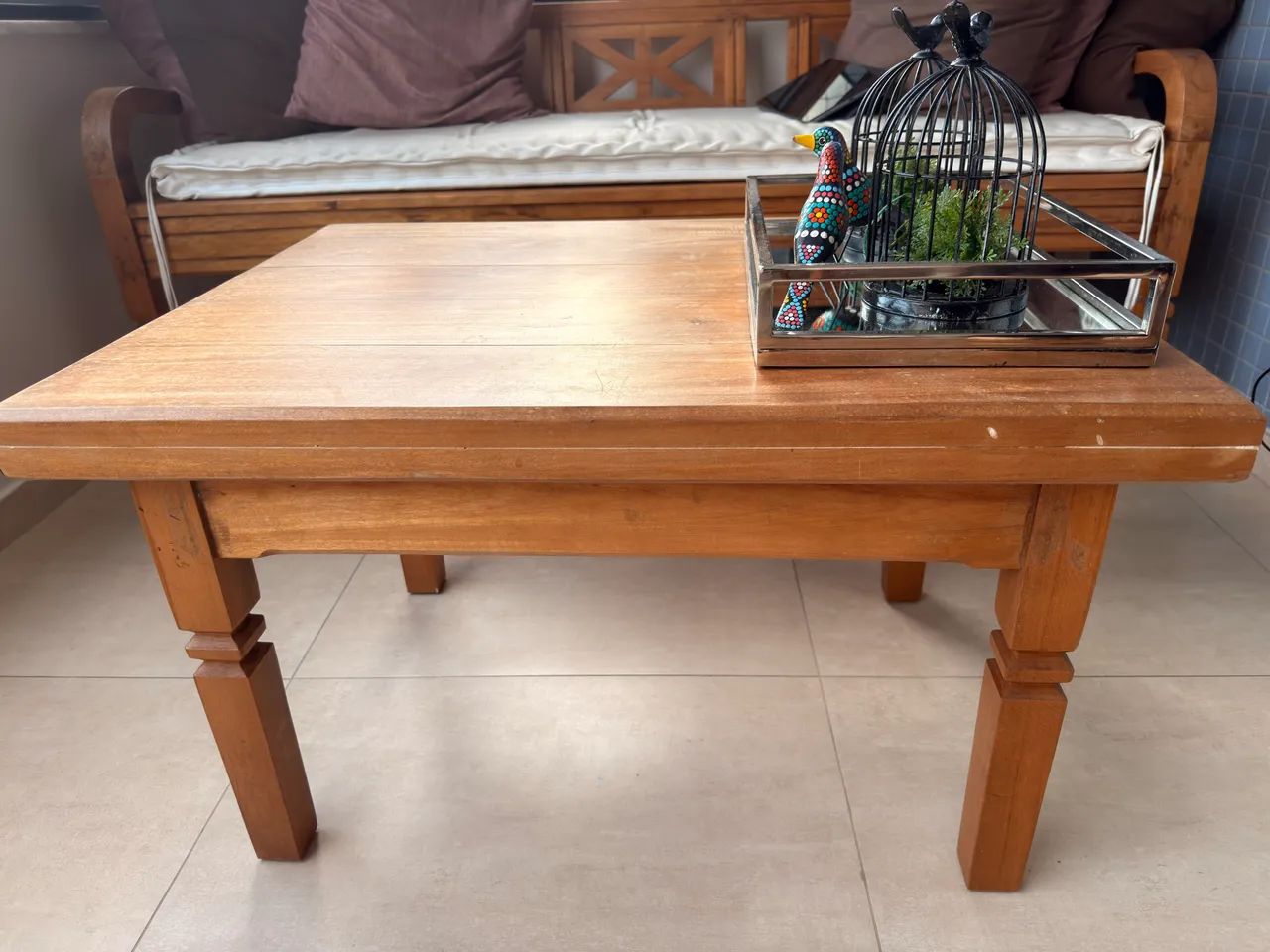 Mesa de centro de madeira 468264738861895680