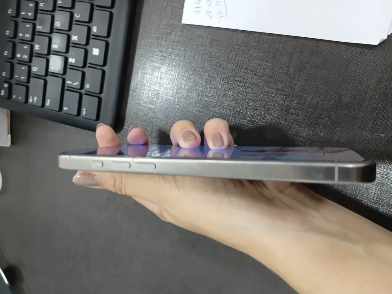 iPhone 16 pro Max 256 gb - Foto 2