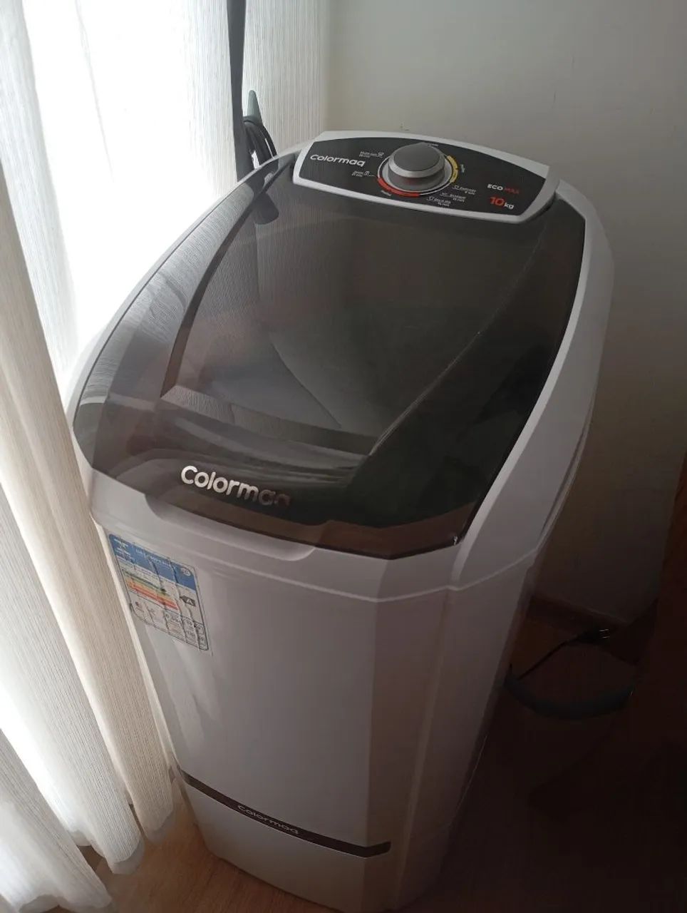 Tanquinho de lavar roupa 