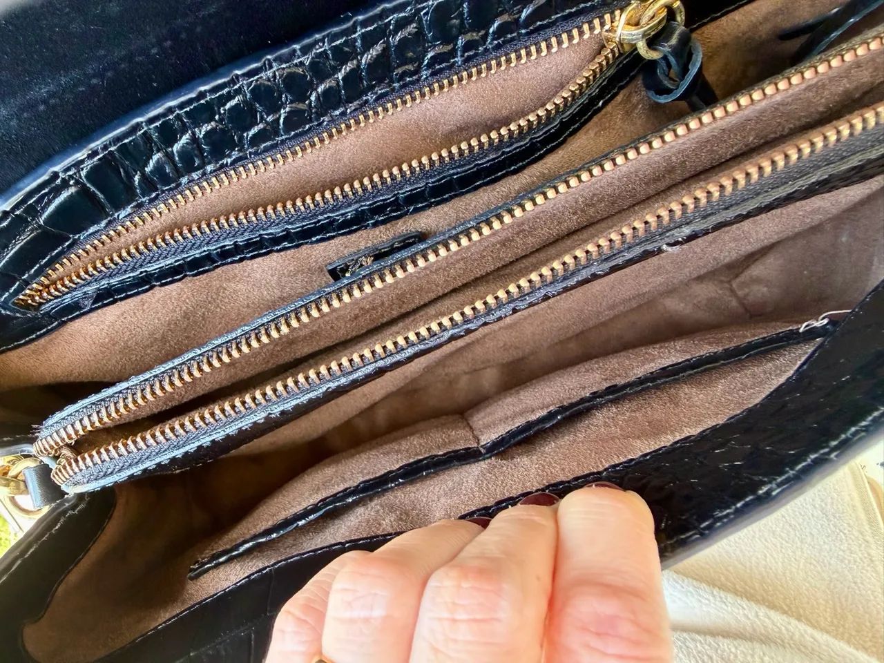 bolsa schutz couro preta croco - Foto 5