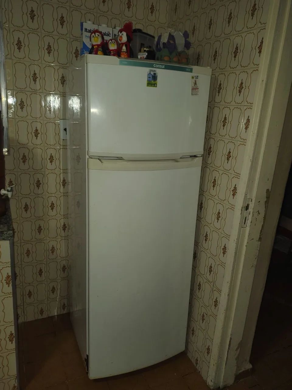 Vendo geladeira 